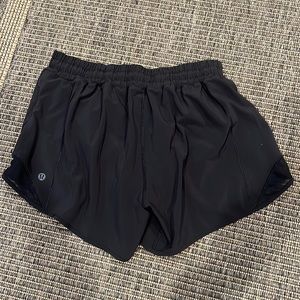 Lululemon Hotty Hot Shorts - Size 8 - Excellent Condition